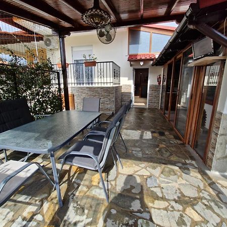 Villa Sunny Day Аспровалта Екстериор снимка