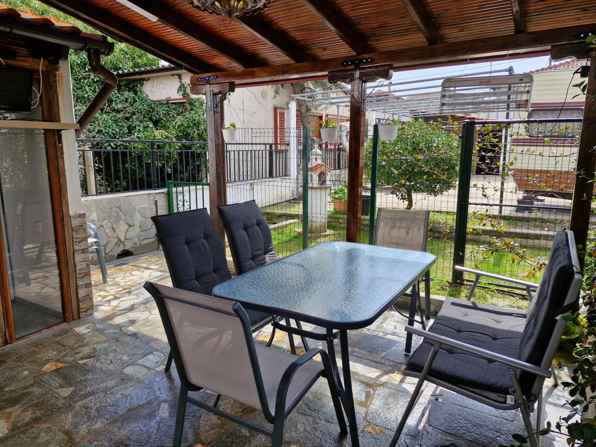 Villa Sunny Day Аспровалта Екстериор снимка