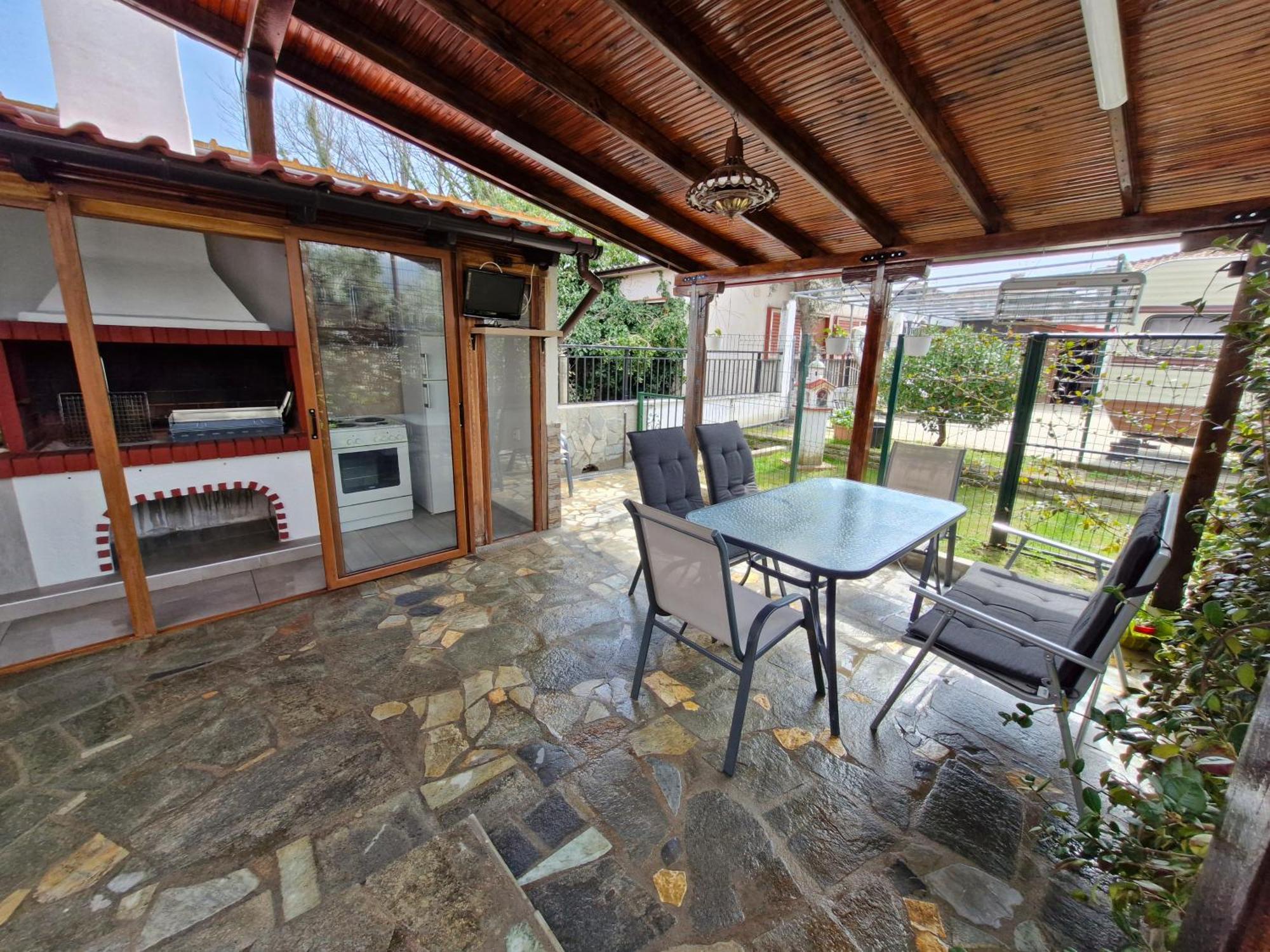 Villa Sunny Day Аспровалта Екстериор снимка